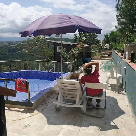 Nerry's Garden - Camellia Holiday home Izmit