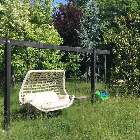 Nerry's Garden - Camellia Holiday home *